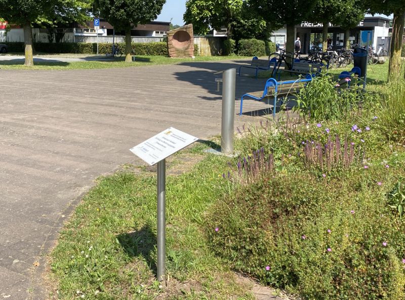 Der Trinkwasserbrunnen vor dem Eingang am Wiesensee